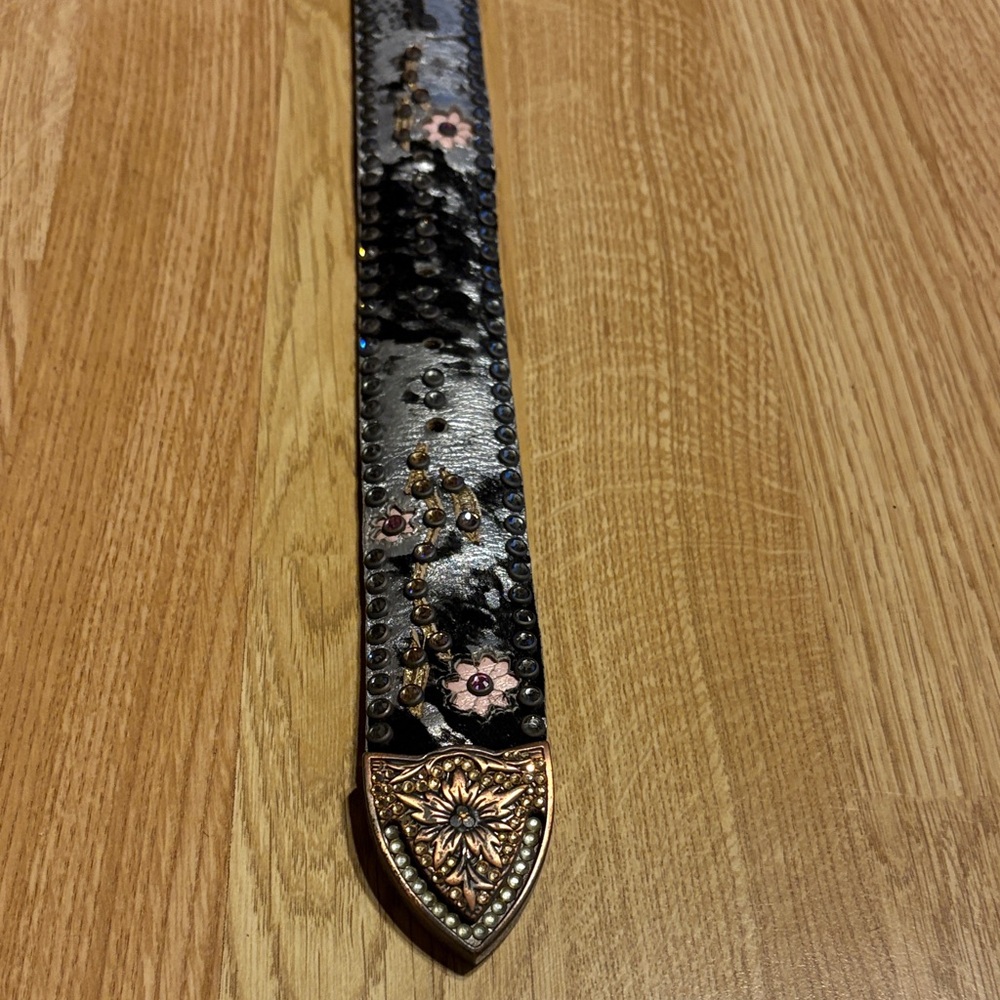 Kippys Black and Siver Belt with Pink Floral Accents - Picture 4 of 16